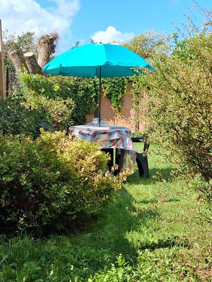 Location de vacances pour 2 personnes, avec jardin à Signy-l'Abbaye - 4