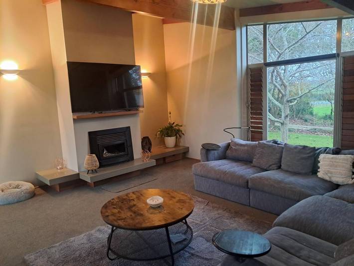 Geräumiges Haus mit 5 Schlafzimmern im Ngāhinapōuri Family Retreat in Waipa District