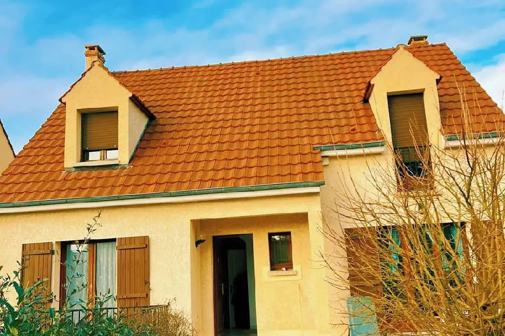 Charming house 40 min from Paris in Bondoufle, Essonne