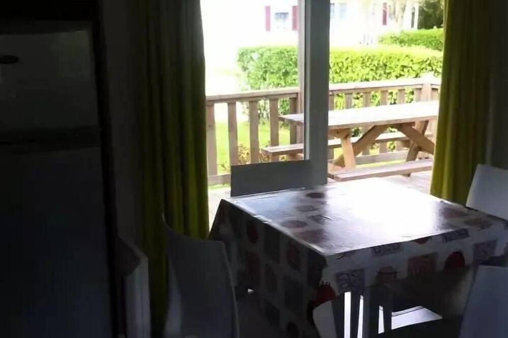 Mobil home (N°55) 6 personnes in Licques, Région de Calais