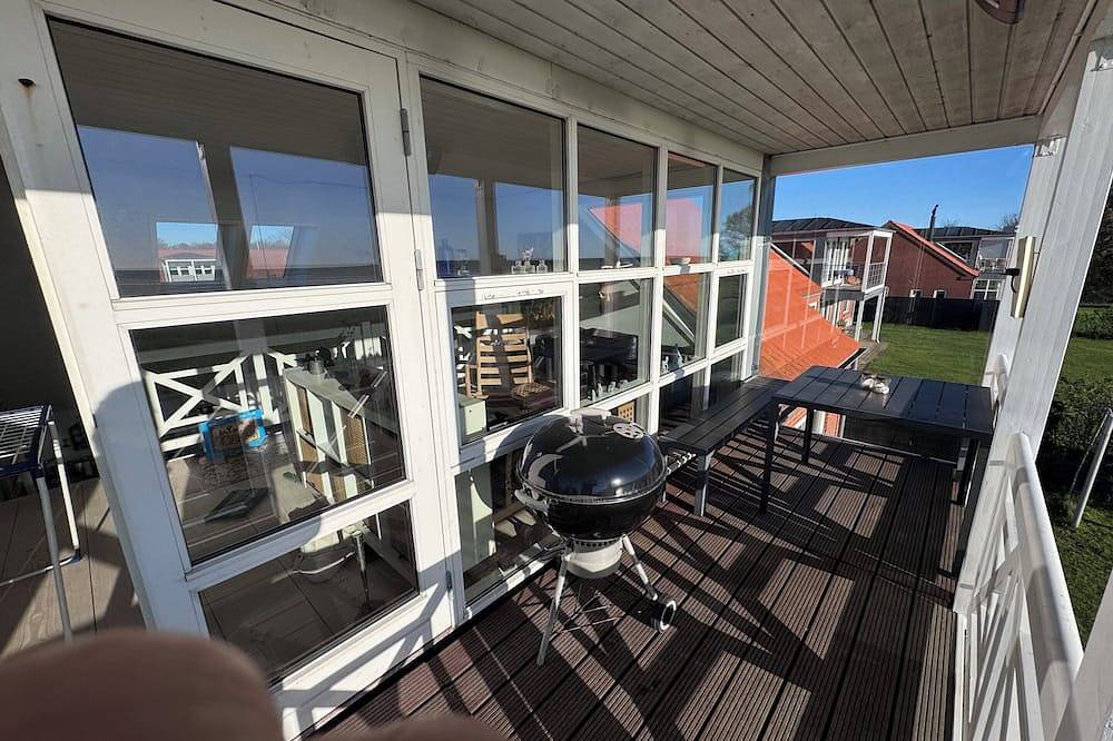 Amazing villa on the beach near palms the city in Frederikshavn, Nordostjütland
