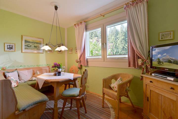 Hütte für 2 Personen, mit Terrasse und Sauna sowie Garten, mit Haustier in Österreich - 4