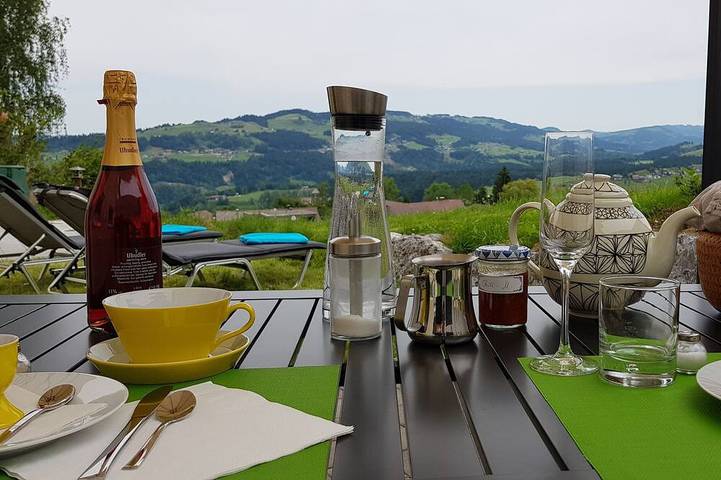 Ferienwohnung für 2 Personen, mit Terrasse und Garten in Alberschwende
