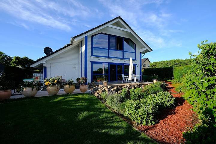 Ferienwohnung für 4 Personen, mit Terrasse und Sauna sowie Garten in Alt Schwerin