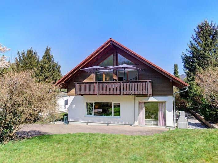 Ferienhaus für 7 Personen, mit Garten in Baden-Baden