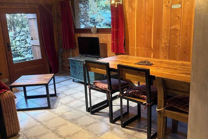 Appartement entier, Chalet La Bricole \"Atelier\" in Lanslevillard, Massif de la Vanoise