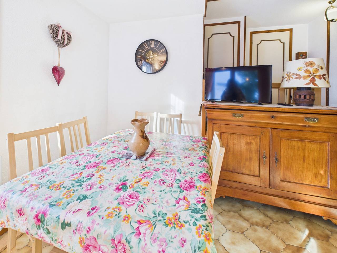 Entire apartment, Apartment in Les Gets ski-in/ski-out with parking in Les Gets, Les Portes du Soleil