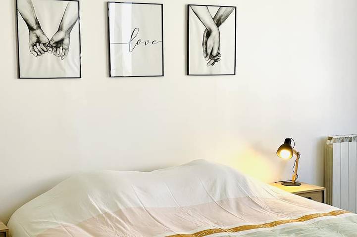 Location de vacances pour 13 personnes, avec terrasse et jacuzzi à Lusignan - 3