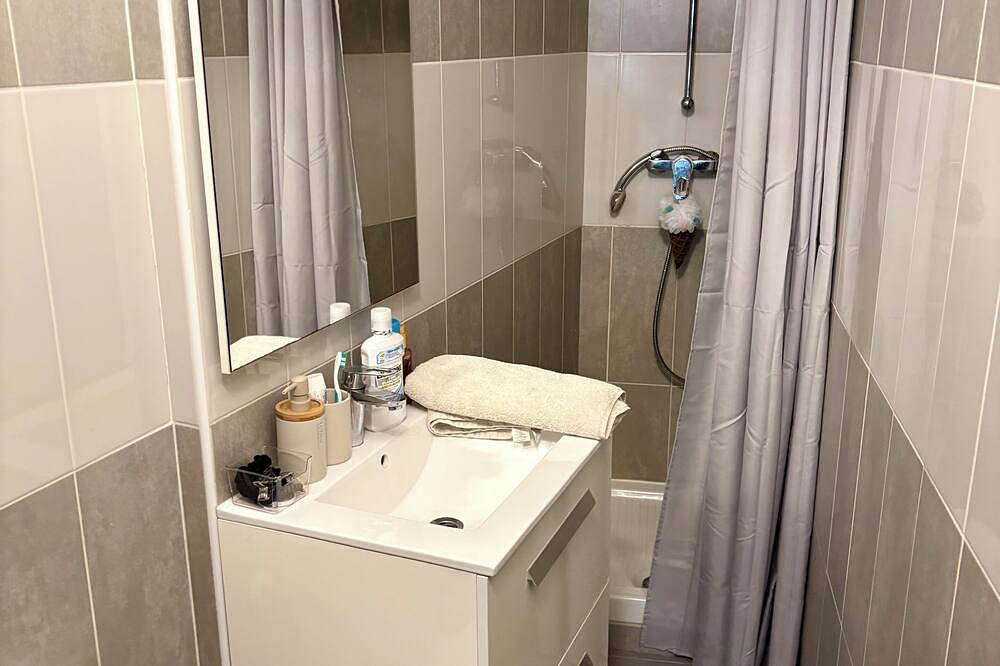 Appartamento intero, Apartment sleeps 2 Corte center in Corte Francia, Parco naturale regionale della Corsica