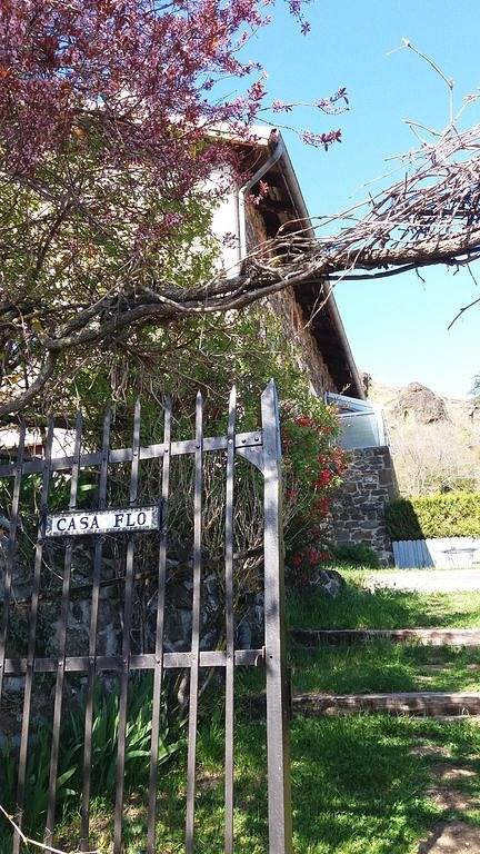 Gîte pour 10 personnes, avec terrasse et jardin, animaux acceptés en Haute-Loire - 4