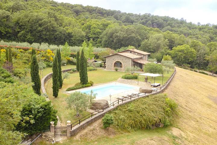 Location de vacances pour 8 personnes, avec jardin à Città di Castello