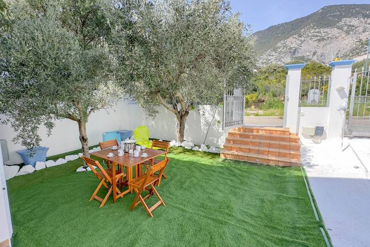Gîte pour 4 personnes, avec jardin à Cala Gonone - 3