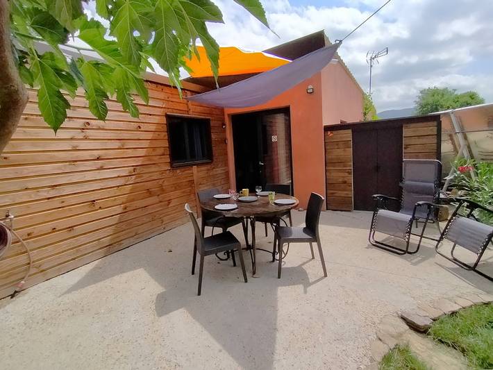 Gîte pour 6 personnes, avec jardin et terrasse dans l' Hérault - 4