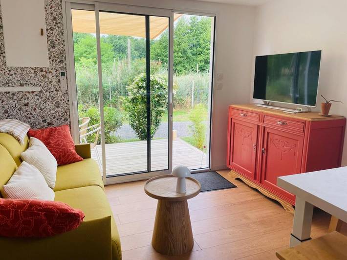 Location de vacances pour 4 personnes, avec jardin et vue à Izon - 3