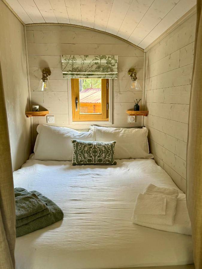 King Room in Onesse-Laharie, Landes