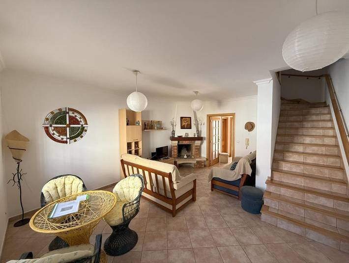 Casa de férias para 6 pessoas, com vista e terraço em Vila Nova de Milfontes