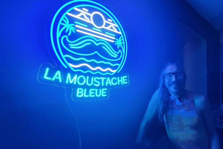 Location de vacances pour 2 personnes, avec piscine ainsi que terrasse et jardin à Bouin - 3