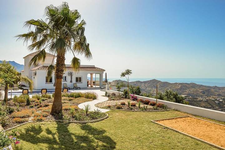 Chalet para 6 personas, con jardín y balcón - 1