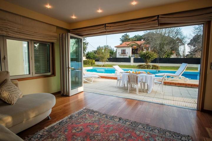 Location de vacances pour 10 personnes, avec piscine et jardin à Esposende - 2