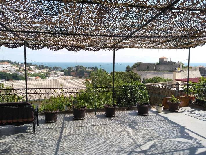 Appartement de vacances pour 7 personnes, avec jardin et vue, animaux acceptés