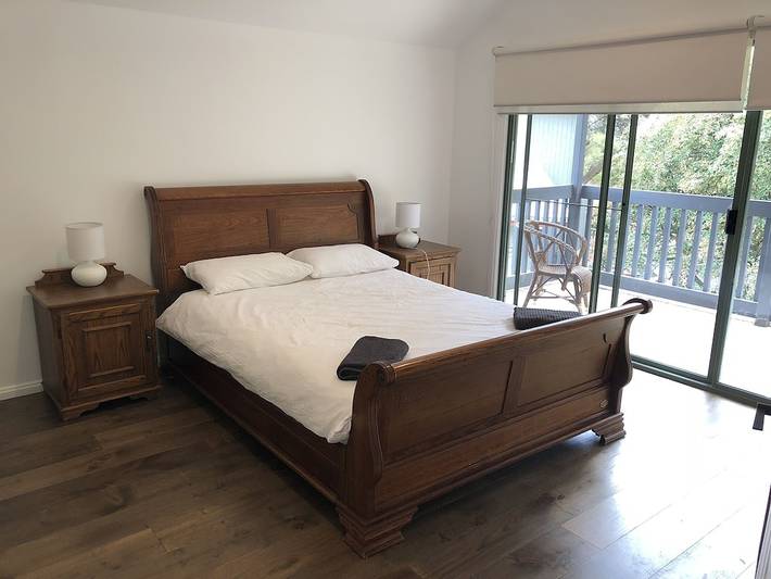 Holiday home for 8 people, with balcony and garden as well as hot tub, with pets in Philip Island