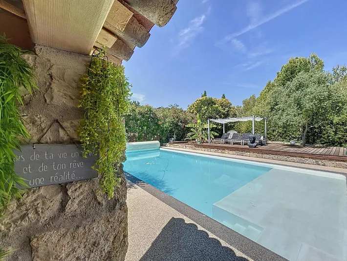 Chalet para 12 personas, con jardín y piscina además de sauna y jacuzzi, Familias con niños - 1