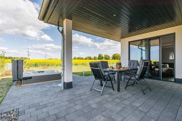 Ferienhaus für 4 Personen, mit Sauna und Terrasse sowie Garten in Göhren-Lebbin