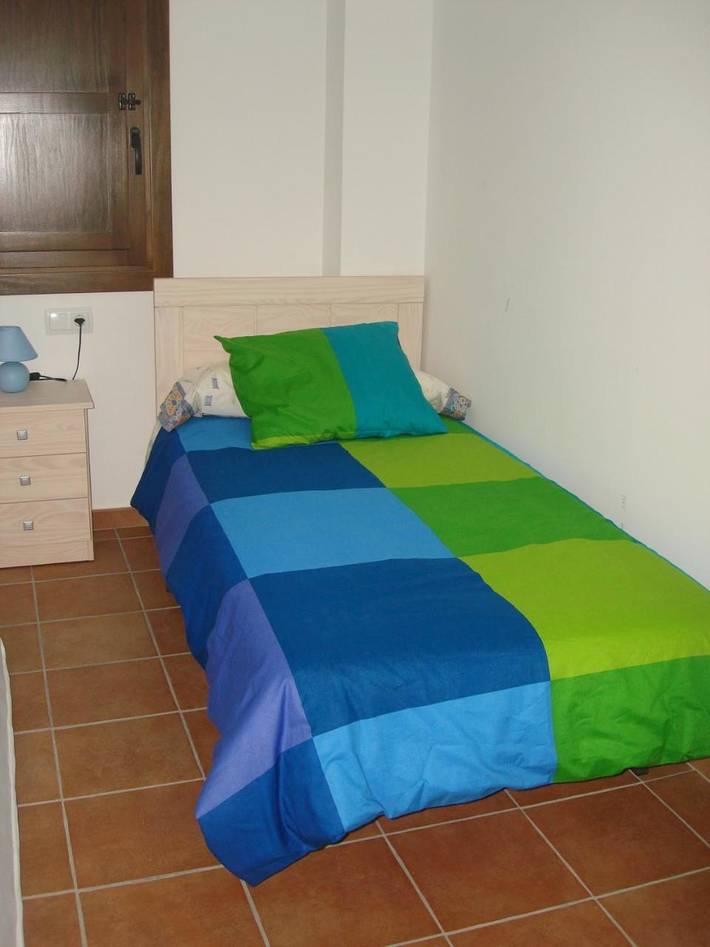 Gîte pour 4 personnes, avec jardin et terrasse à Adahuesca - 2