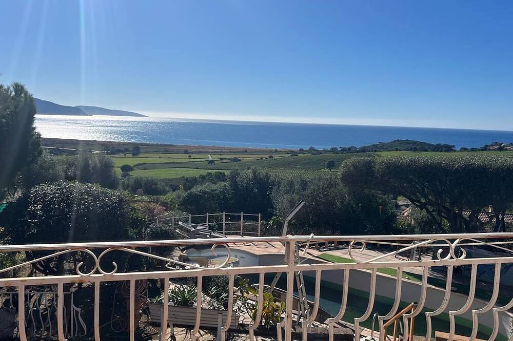 2-bedroom villa with sea view and swimming pool, 2 minutes from the beach, in Sagone, Coggia