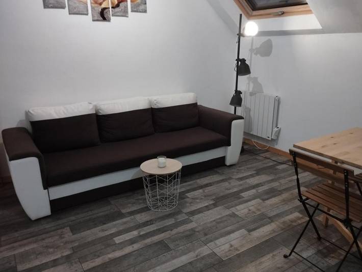 Gîte pour 4 personnes, avec terrasse à Chaon