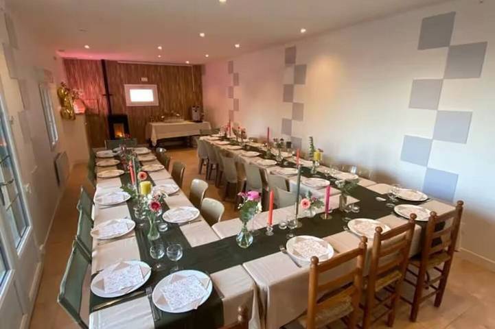 Location de vacances pour 15 personnes, avec jardin et jacuzzi à Sommervieu