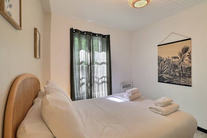 Ferienwohnung für 2 Personen, kinderfreundlich in Arles - 2