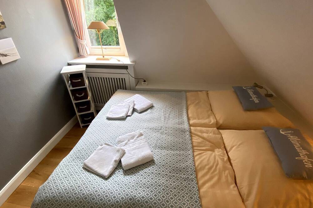 Ganze Wohnung, Gepflegte, helle Wohnung mit Weitblick über die Felder Morsums in ruhiger Lage in Sylt-Ost, Sylt (Gemeinde)