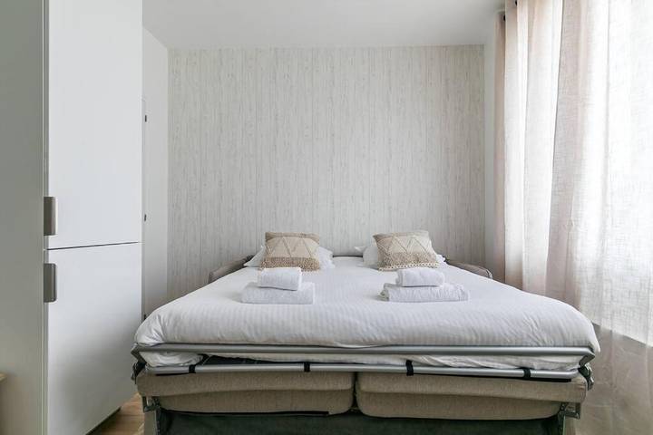 Gîte pour 8 personnes, avec terrasse à Les Pavillons-sous-Bois - 2