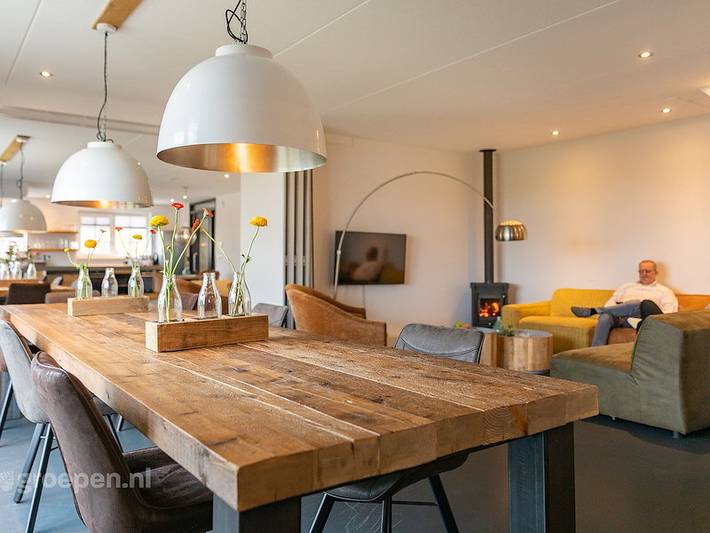 Ferienhaus für 65 Personen, mit Balkon/Terrasse und Whirlpool sowie Terrasse und Sauna in Nordholland - 4