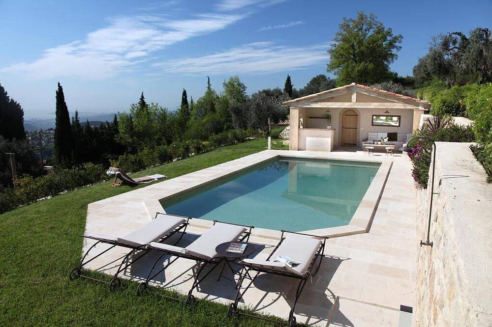 Appartement entier, Furnished tourist accommodation ****, fully equipped, duplex, neat decoration. in Vence, Côte méditerranéenne (France)