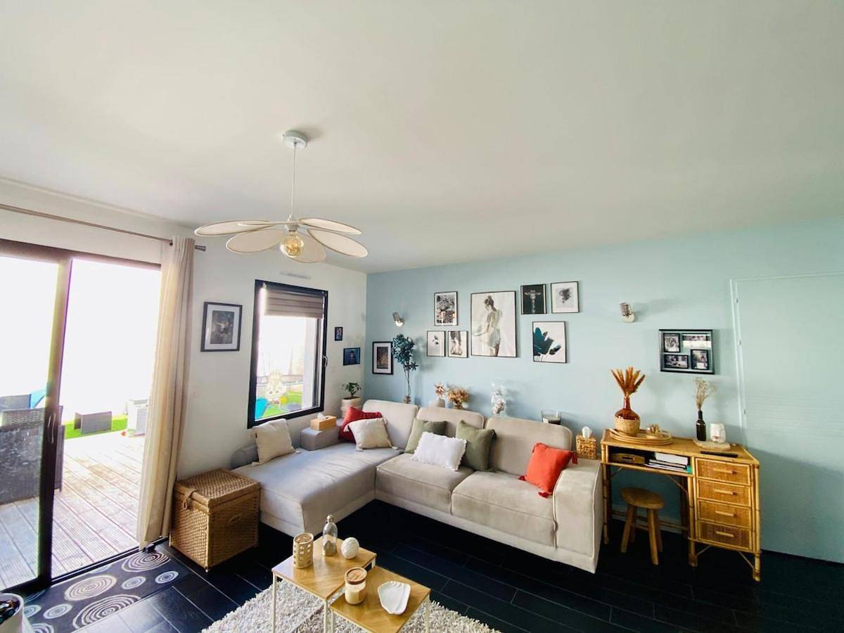 Maison avec jardin, calme proche La Rochelle île de ré in Saint-Xandre, Région de La Rochelle
