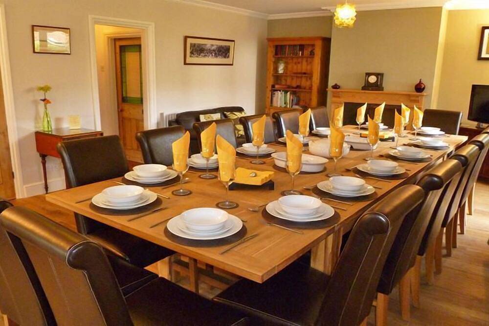 Holiday Rental for 20 People in Gosport, Hampshire