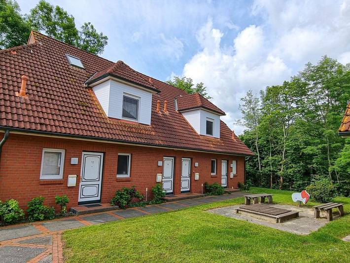Ganze Ferienwohnung, Zur Hanse - Komfortable Ferienwohnung mit Terrasse und Garten in zentraler Lage von Zingst in Zingst, Fischland - Darß - Zingst