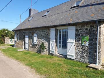 Gîte pour 5 personnes, avec jardin à Denneville