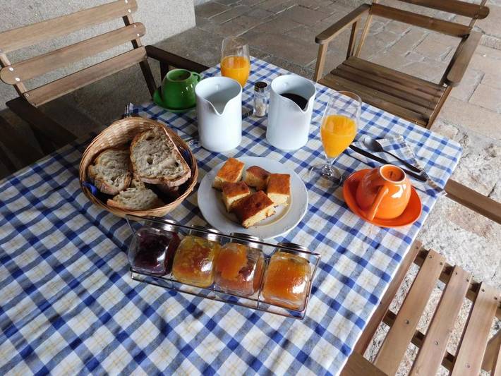 Casa rural para 2 personas, con Terraza y Jardín en Zas