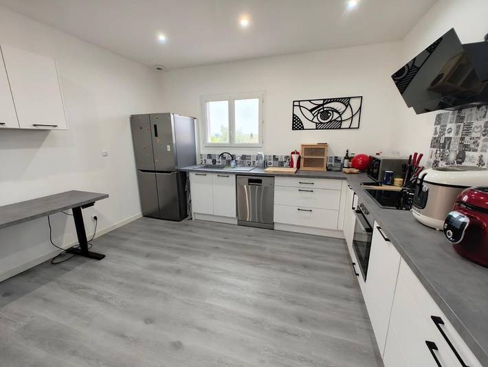 Gîte pour 10 personnes, avec balcon à Villemoustaussou - 4