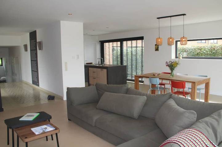 Vacation rental for 4 people, with yard in Belgium