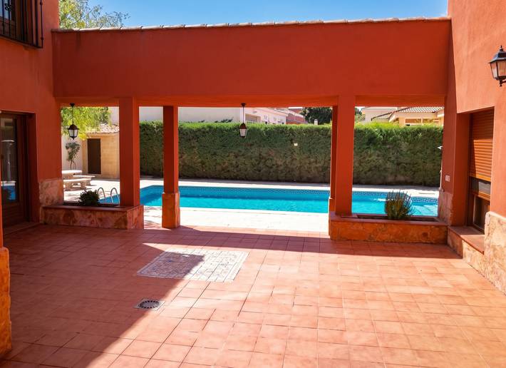 Luxuriöse Villa in Arcas mit privatem Pool in Arcas del Villar, Cuenca Provinz