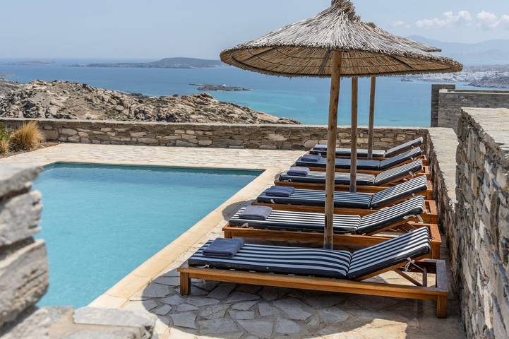 Villa pour 11 personnes, avec balcon et jardin, adapté aux familles dans Paros