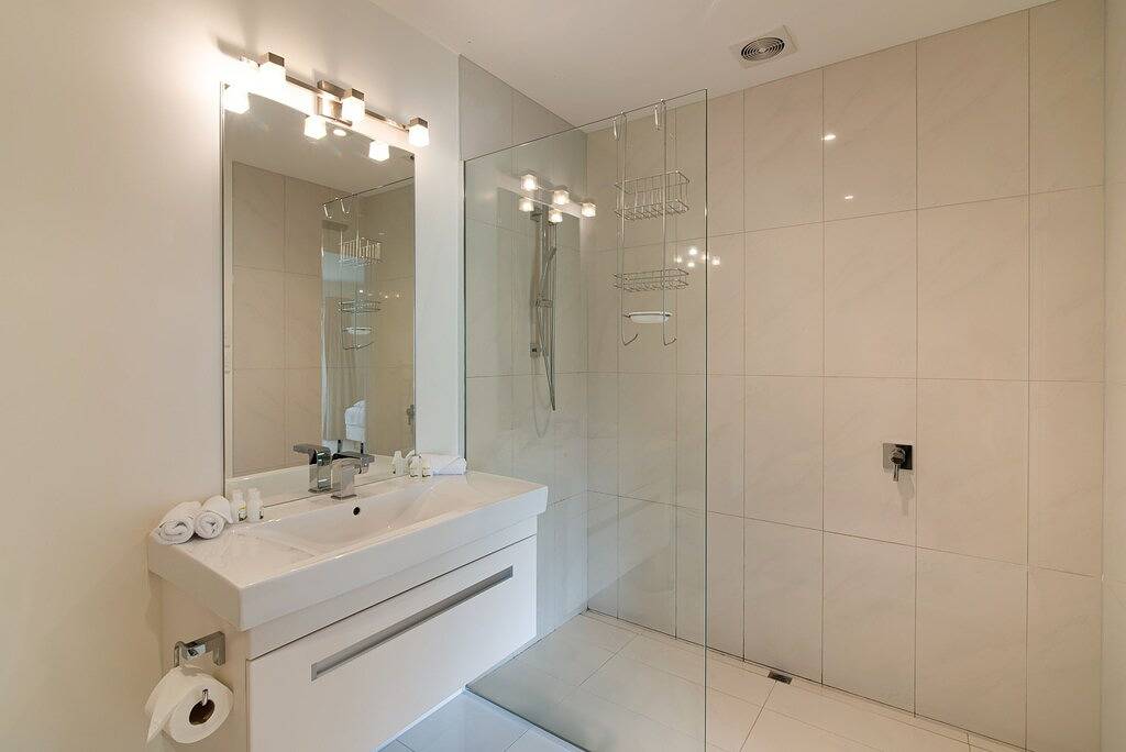 Highview Retreat - Huge holiday house - Best value in town! in Queenstown, Otago