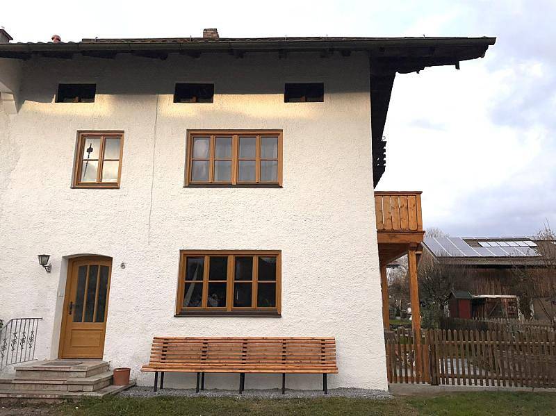 Ganze Ferienwohnung, Beim Schmied - Ferienwohnung Kathi 32qm mit Balkon in Schechen, Landkreis Rosenheim