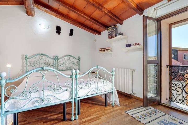 Double Room with Shared Terrace, Mountain View and Wi-Fi in Telti, Olbia-Tempio