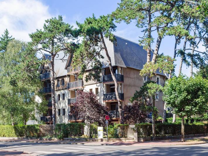 Gîte pour 4 personnes, adapté aux familles dans Plage De Tourgeville - 2