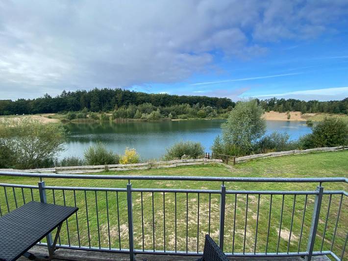 Ferienhaus für 6 Personen, mit Balkon und Terrasse sowie Pool und Sauna in Hechthausen